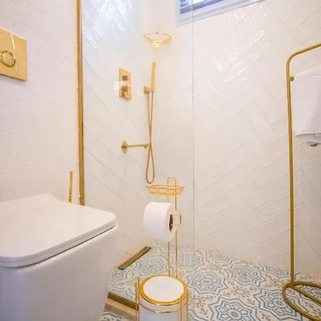 Faralya Da Deniz Manzarali Oezel Havuzlu Muestakil Villa Fethiye